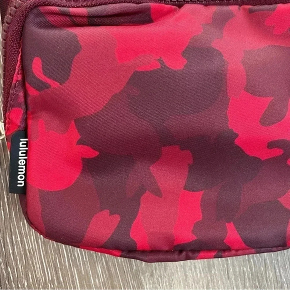 LULULEMON everywhere belt bag Lunar New Year 2023 - Picture 2 of 5